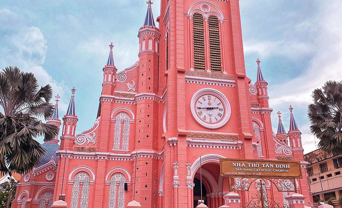 /fileservice/images/location_images/Tan-Dinh-Church-1_cropped.jpg-0e311.jpg