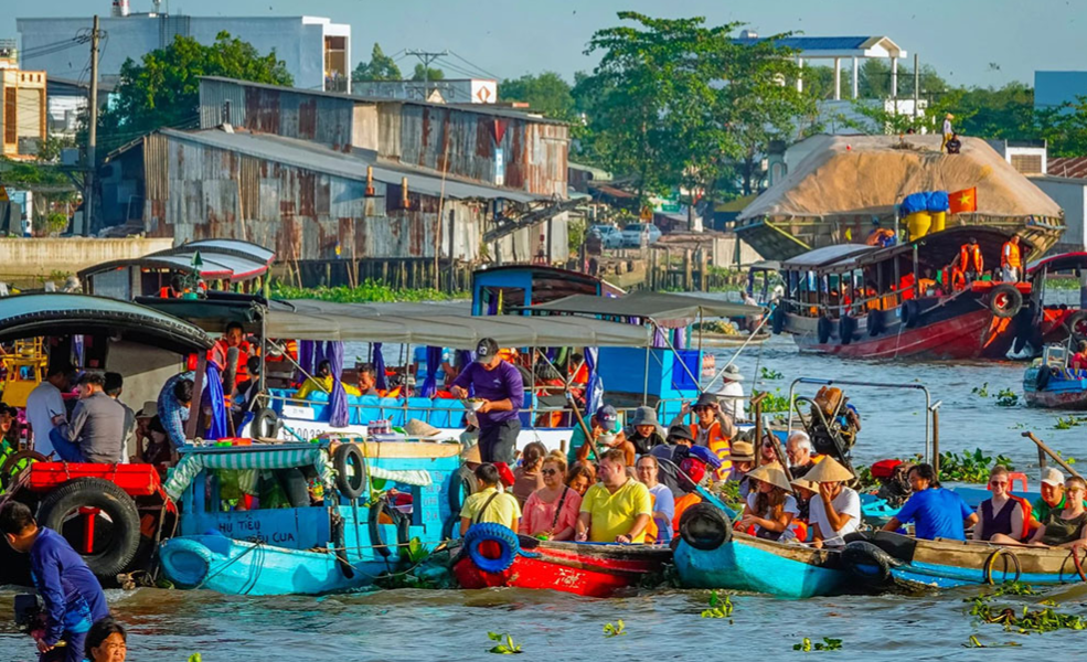 /fileservice/images/location_images/floatingmarket1_cropped.jpg-03b17.jpg