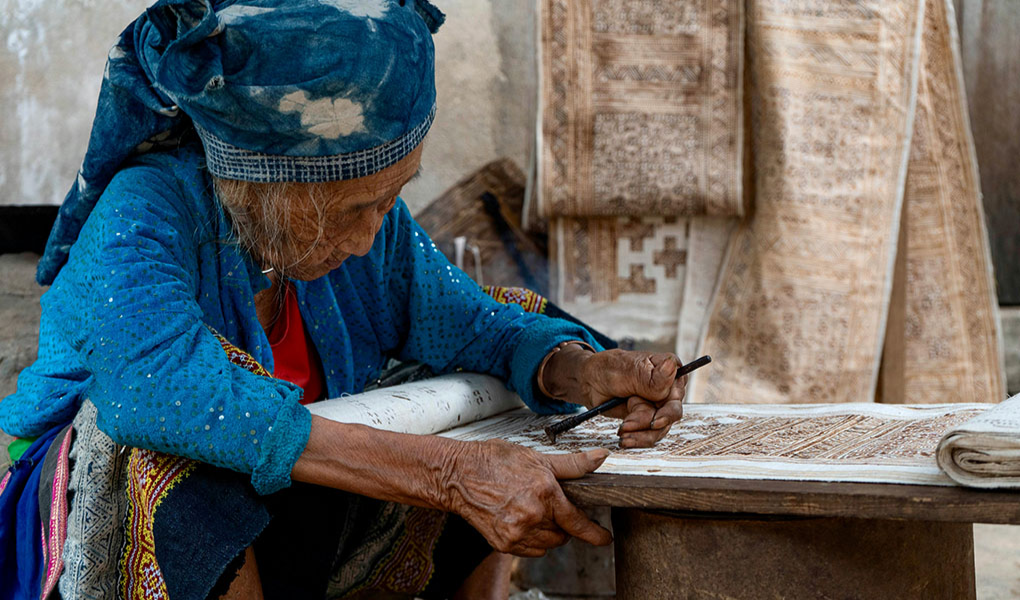 /fileservice/images/location_images/oldwoman_cropped.jpg-a1c42.jpg